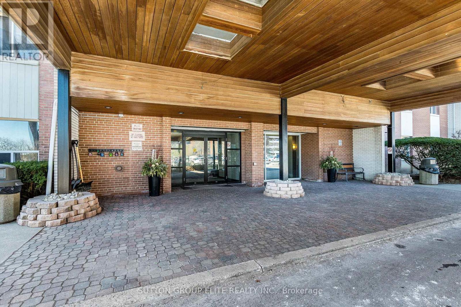 502 - 1660 Bloor Street, Mississauga, Ontario  L4X 1R9 - Photo 18 - W12930340