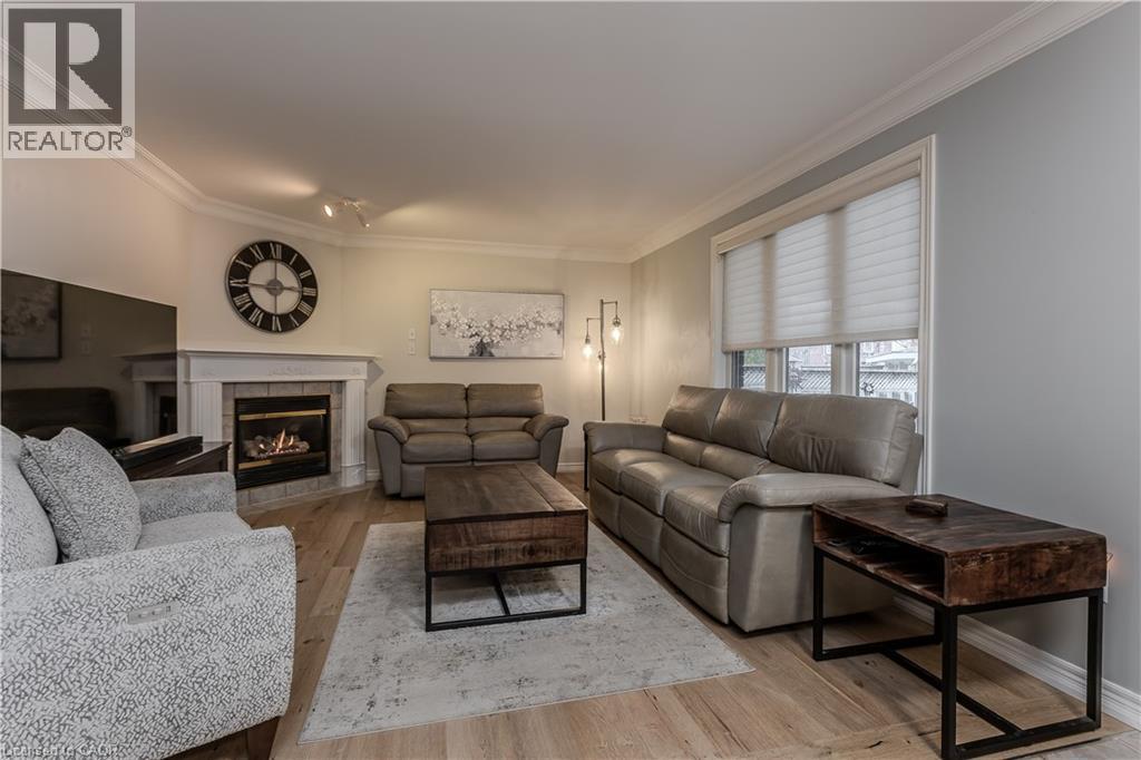 606 Williamson Court, Burlington, Ontario  L7S 2K6 - Photo 10 - 40803305