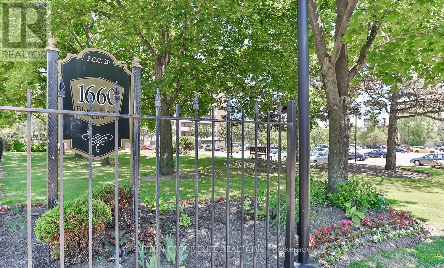 502 - 1660 Bloor Street, Mississauga, Ontario  L4X 1R9 - Photo 2 - W12930340