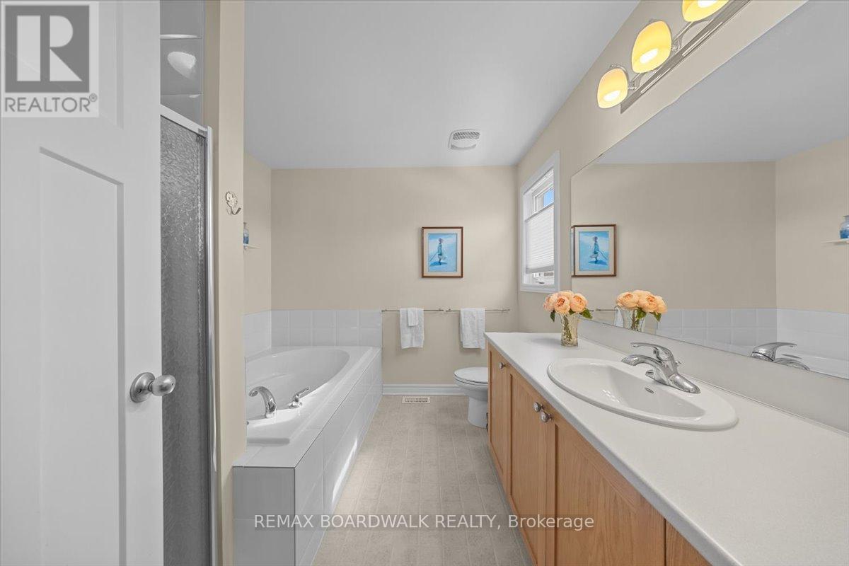 617 Capuchon Way, Ottawa, Ontario  K4A 0W2 - Photo 38 - X12928442