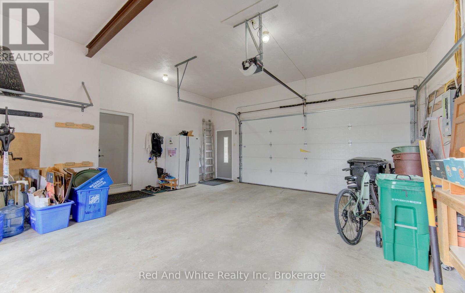 449 Greenfield Avenue, Kitchener, Ontario  N2C 1E9 - Photo 31 - X12931716