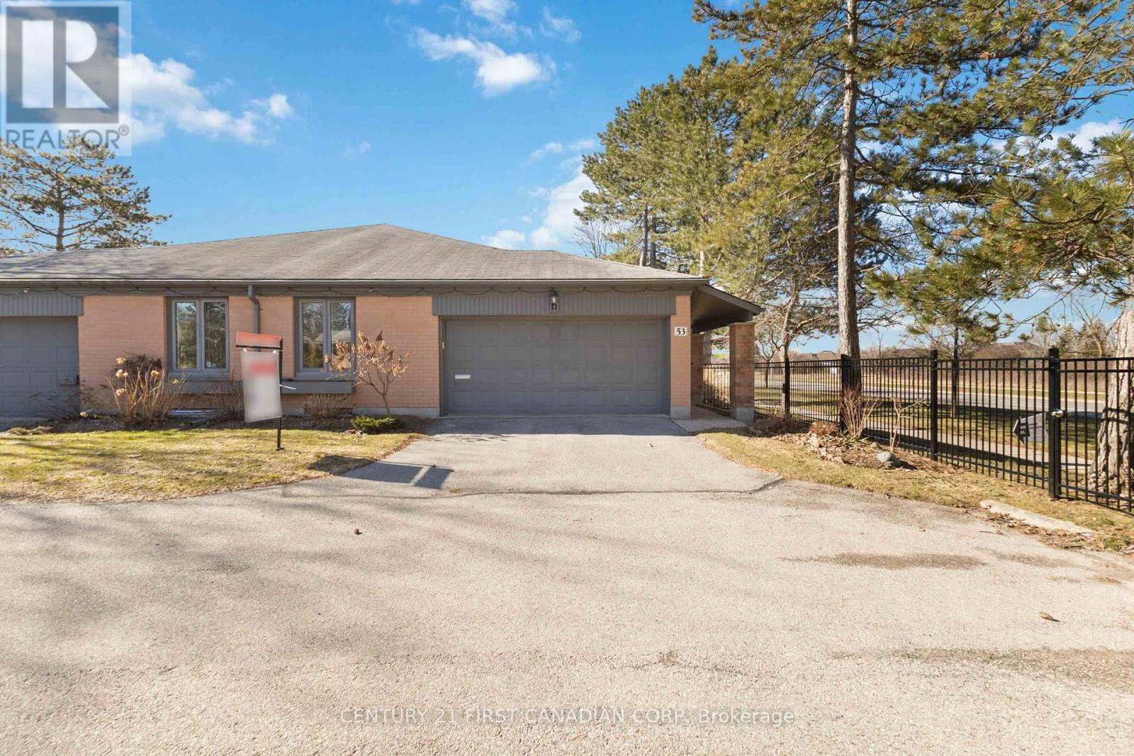 53 - 50 Fiddlers Green Road, London North, Ontario  N6H 4T4 - Photo 1 - X12931690