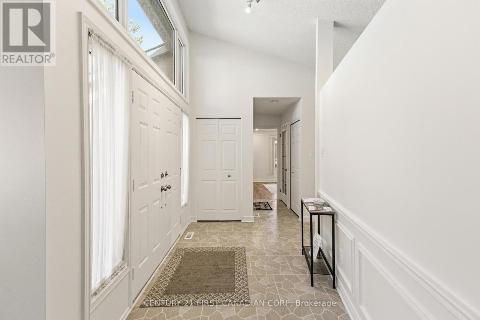 53 - 50 Fiddlers Green Road, London North, Ontario  N6H 4T4 - Photo 5 - X12931690