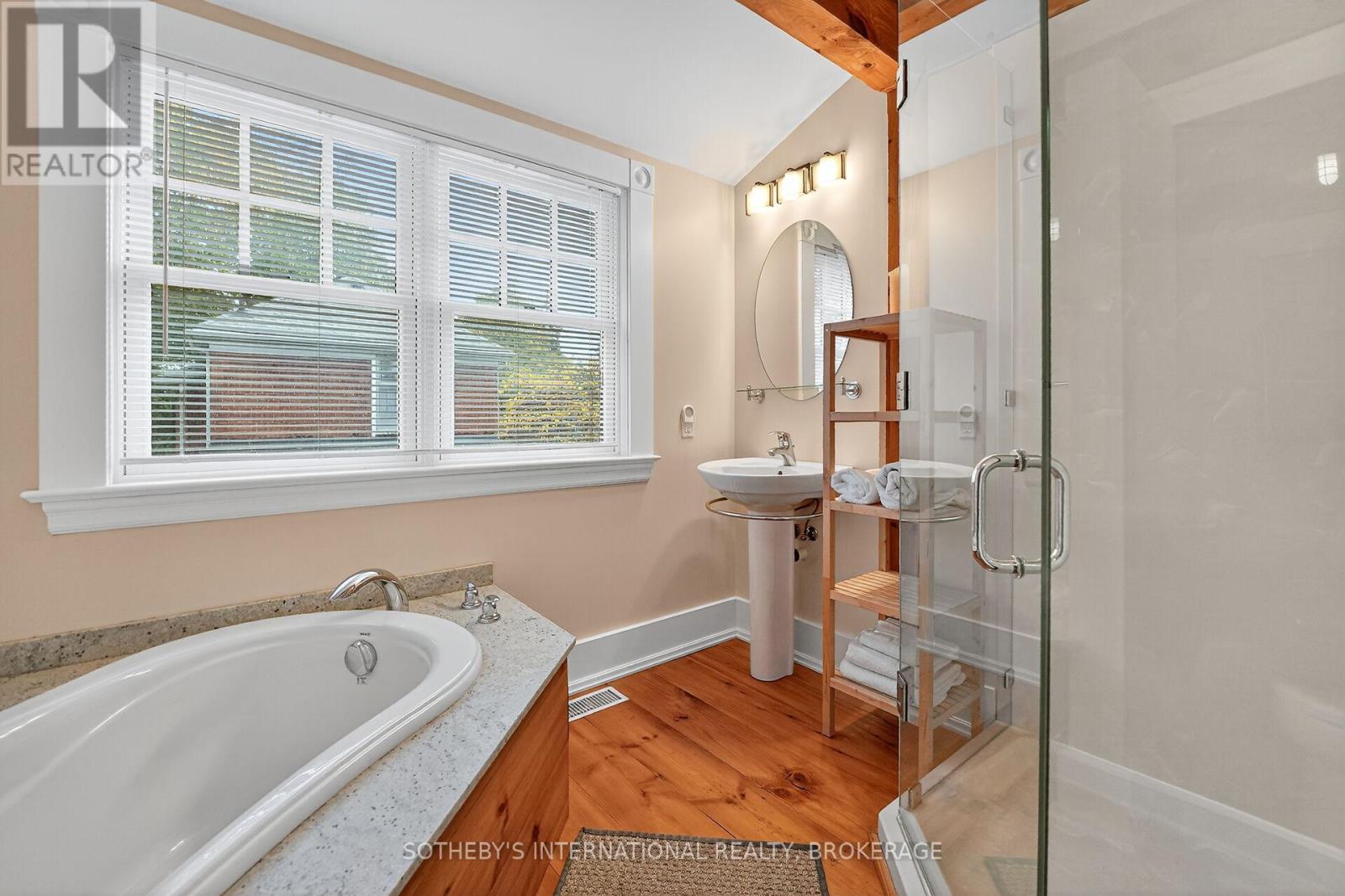 54 Platoff Street, Niagara-On-The-Lake, Ontario  L0S 1J0 - Photo 38 - X12931718