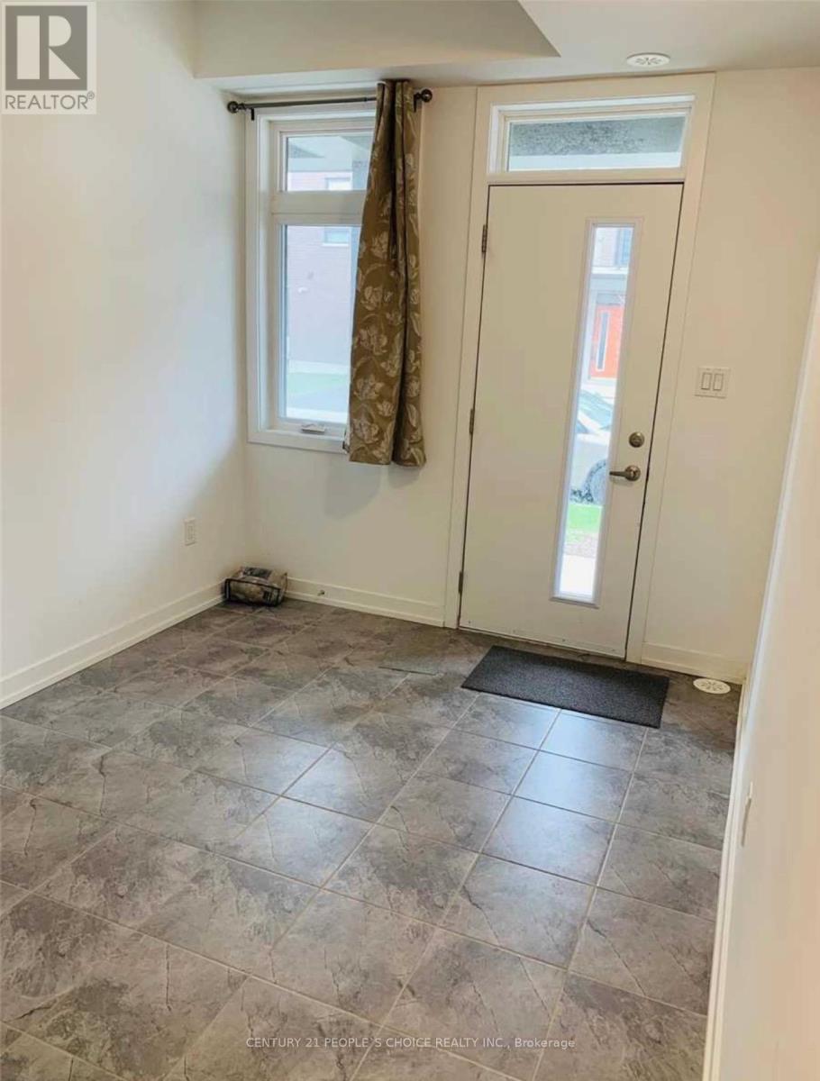 10 Tauton Street, Vaughan, Ontario  L4L 0M2 - Photo 2 - N12931704