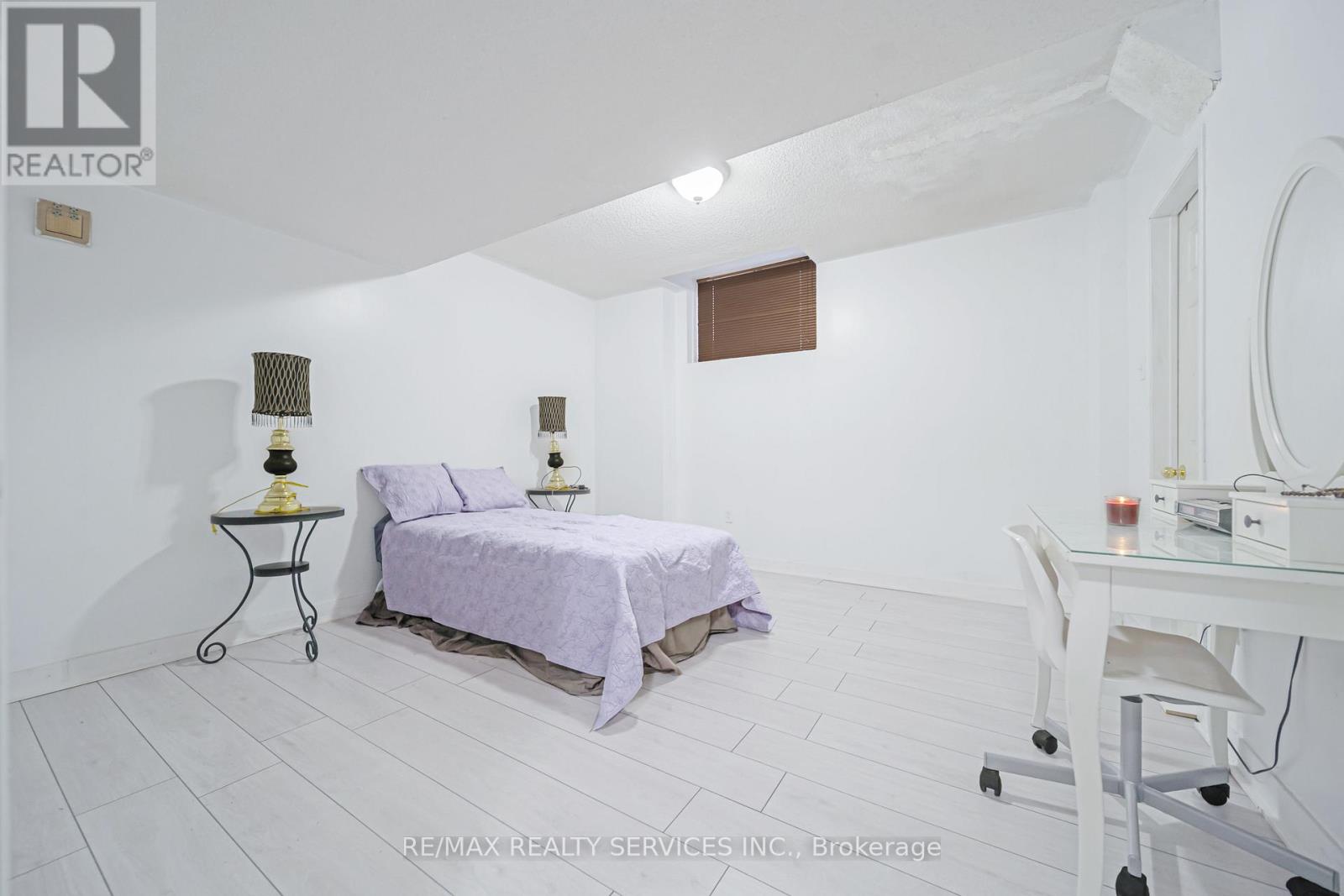 27 Suncrest Drive, Brampton, Ontario  L6X 4L5 - Photo 41 - W12931680