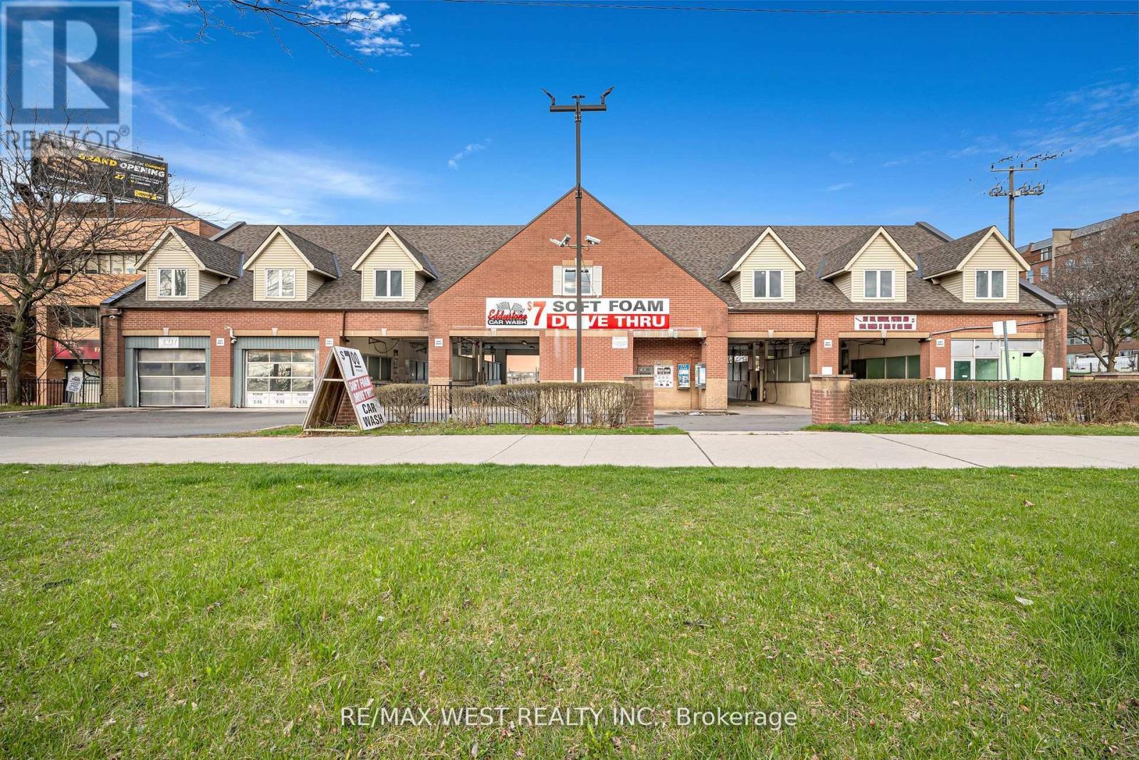 2800 Jane Street, Toronto, Ontario  M3N 2H9 - Photo 1 - W12931696