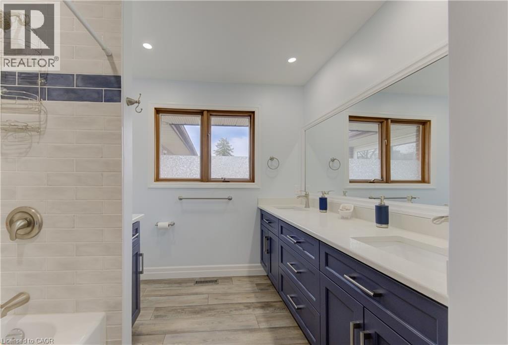 449 Greenfield Avenue, Kitchener, Ontario  N2C 1E9 - Photo 20 - 40814806