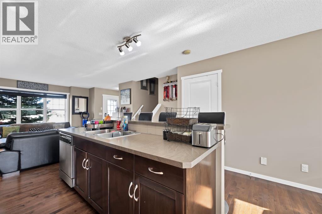 108 Panamount Way Nw, Calgary, Alberta  T3K 0P7 - Photo 10 - A2295876