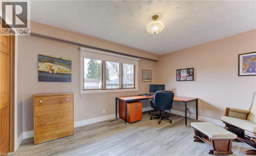 449 Greenfield Avenue, Kitchener, Ontario  N2C 1E9 - Photo 19 - 40814806