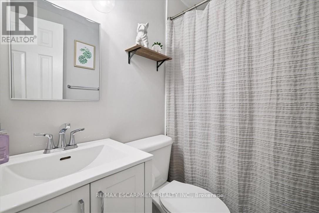 9 Inglewood Street, Brantford, Ontario  N3P 1A4 - Photo 19 - X12931712