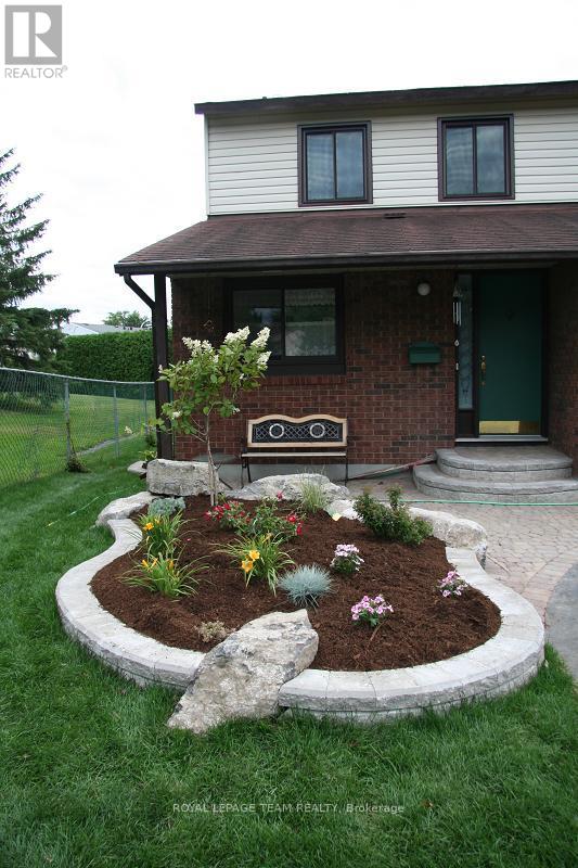 7942 Decarie Drive, Ottawa, Ontario  K1C 2K3 - Photo 33 - X12931652