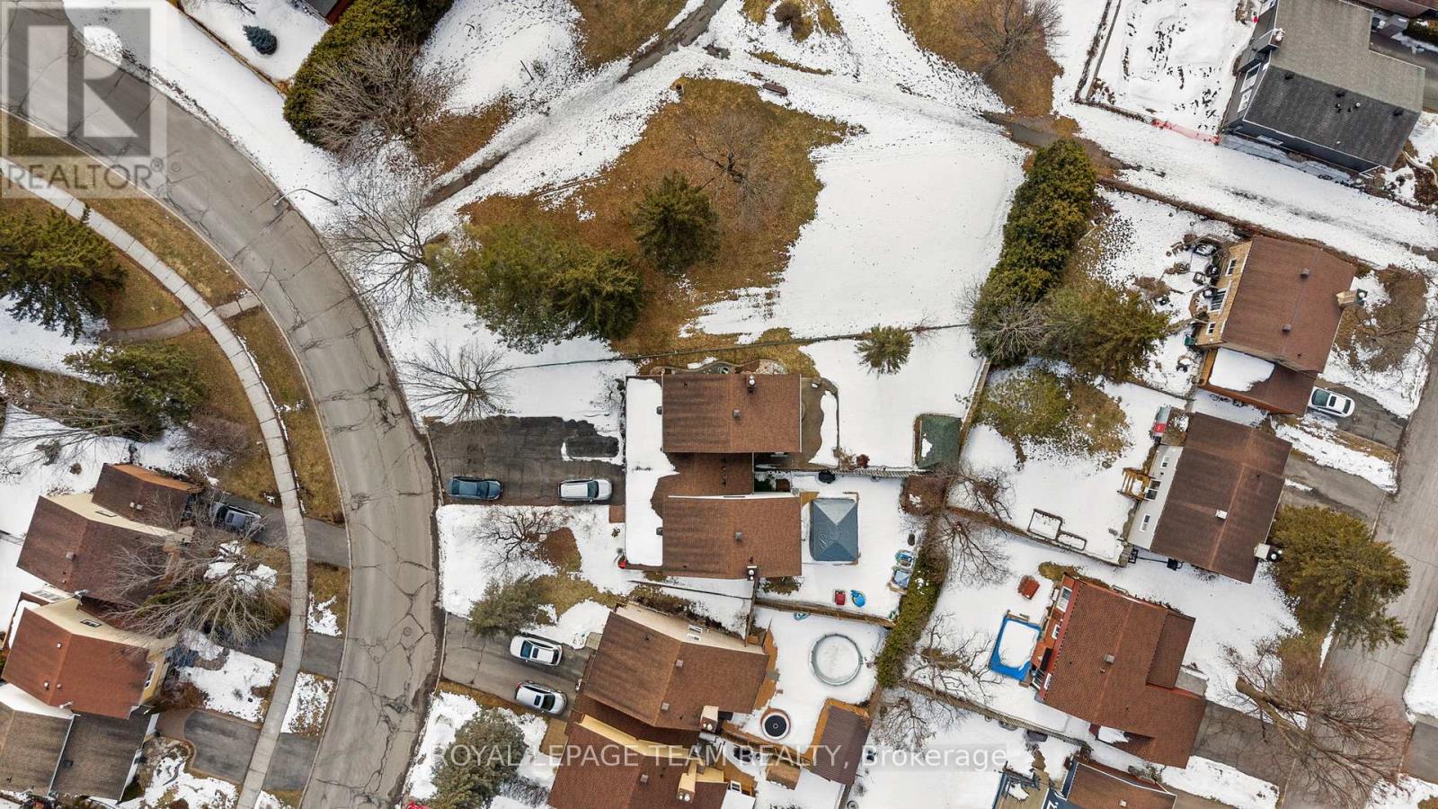 7942 Decarie Drive, Ottawa, Ontario  K1C 2K3 - Photo 38 - X12931652