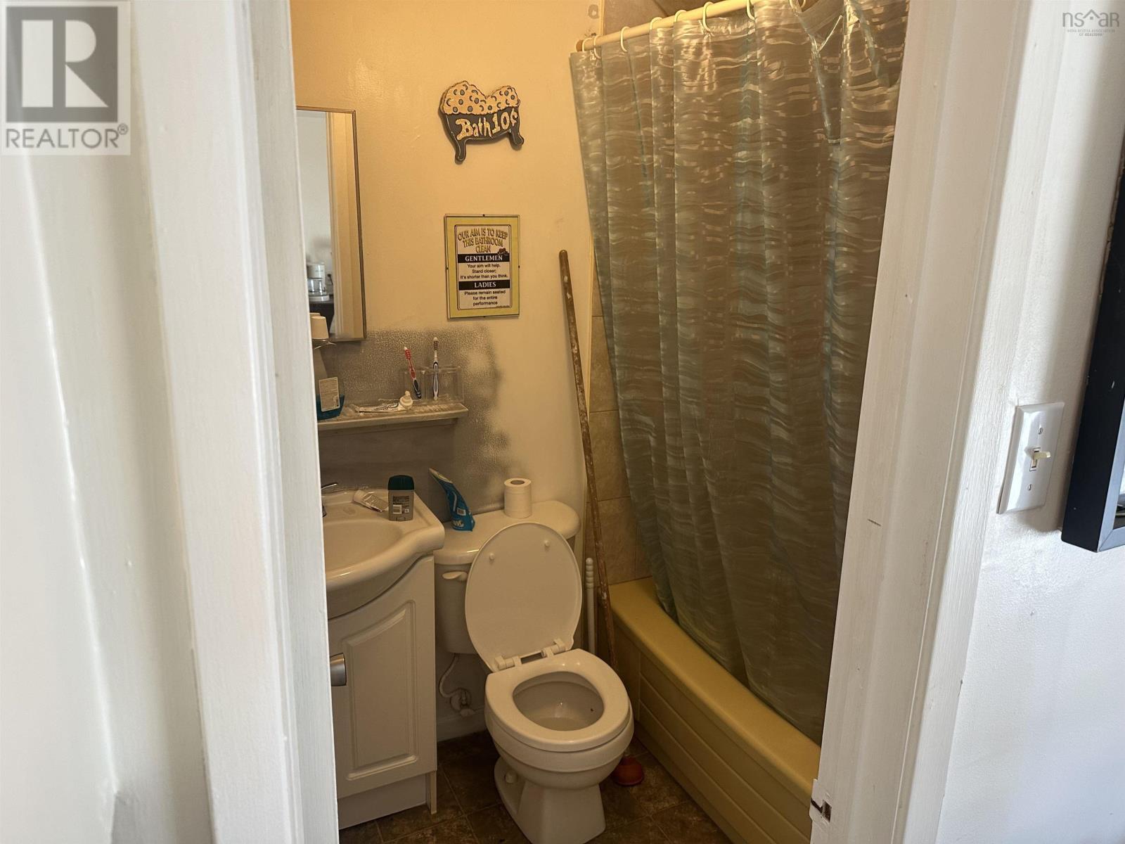 Lorem Ipsum Dolo, Glace Bay, Nova Scotia  B1A  - Photo 45 - DEMO29518069