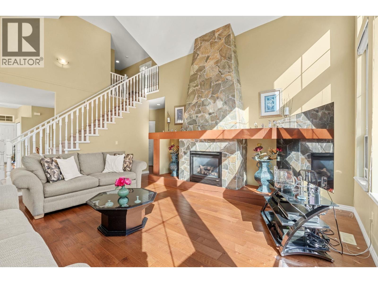 10 Ashwood Drive, Port Moody, British Columbia  V3H 5H2 - Photo 3 - R3097674