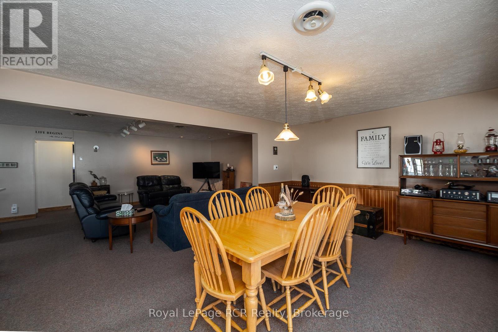 132 Mccullough Lake Drive, Chatsworth, Ontario  N0H 2V0 - Photo 13 - X12931730