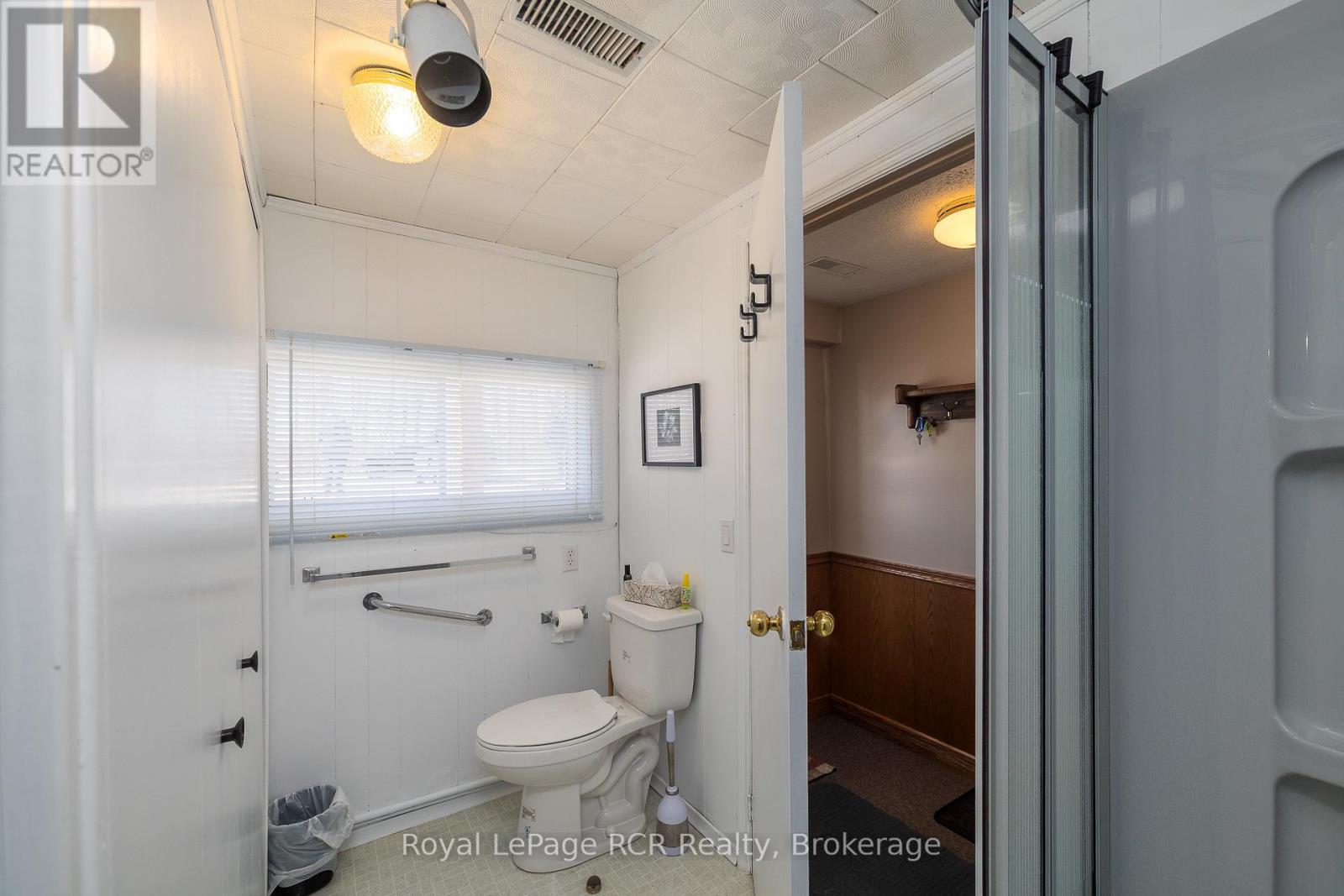 132 Mccullough Lake Drive, Chatsworth, Ontario  N0H 2V0 - Photo 17 - X12931730