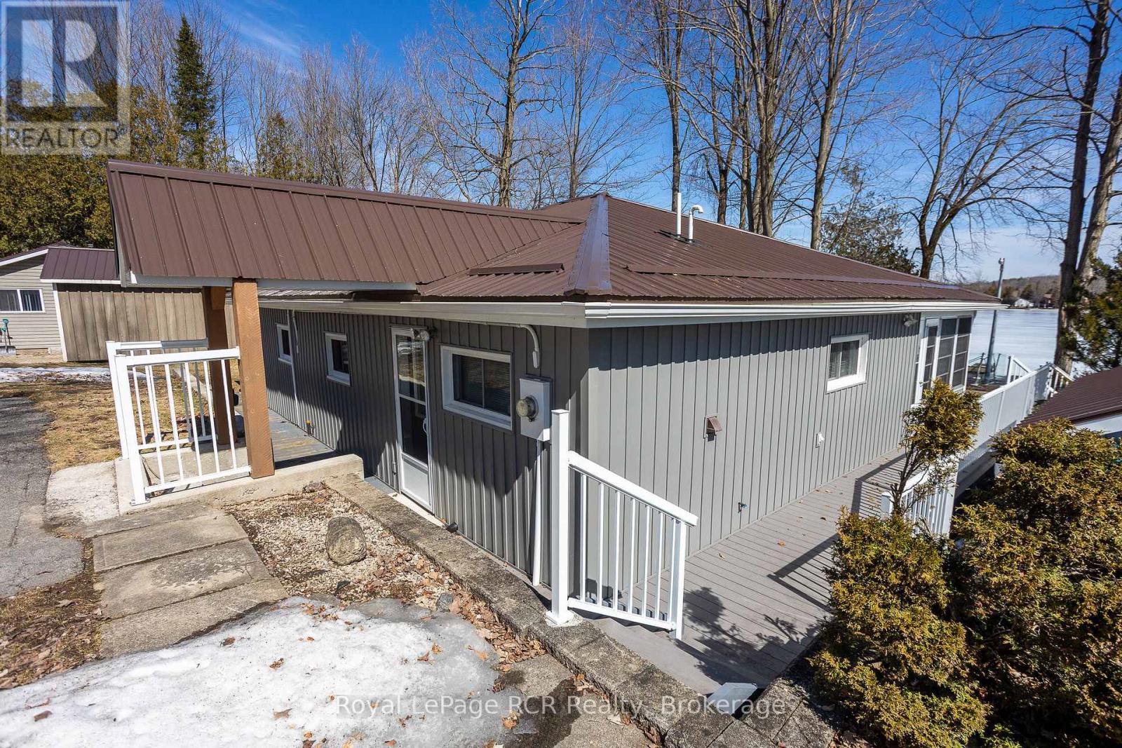 132 Mccullough Lake Drive, Chatsworth, Ontario  N0H 2V0 - Photo 6 - X12931730