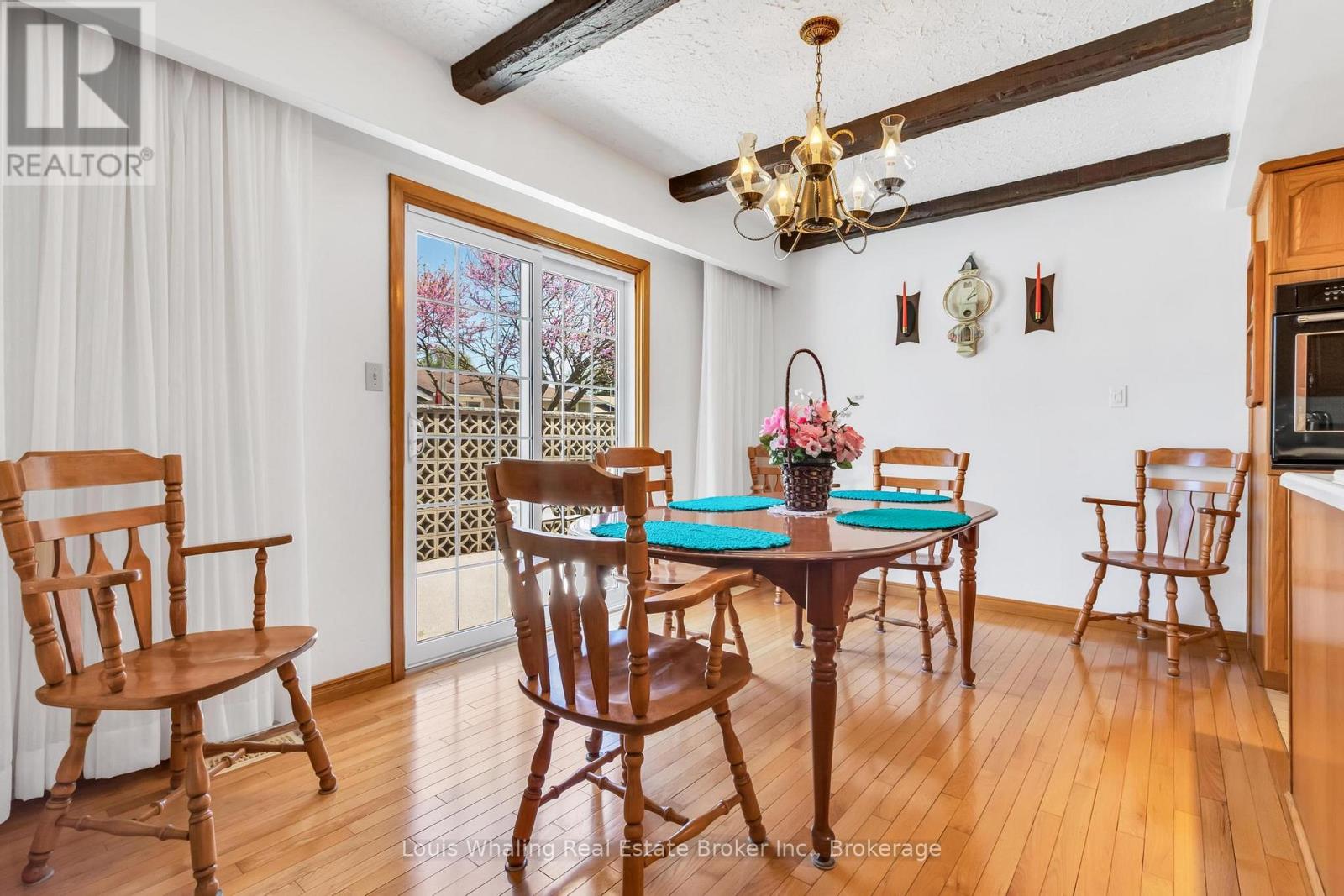 241 4th Avenue, Hanover, Ontario  N4N 2B6 - Photo 11 - X12931764