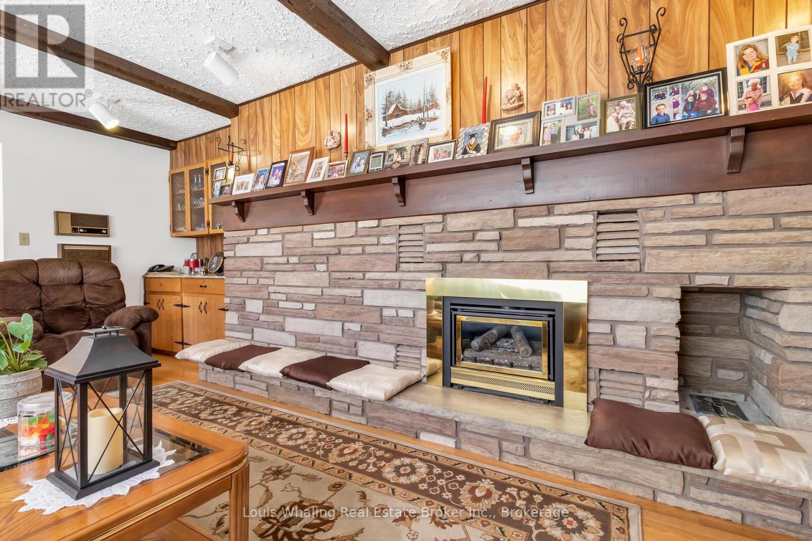 241 4th Avenue, Hanover, Ontario  N4N 2B6 - Photo 14 - X12931764