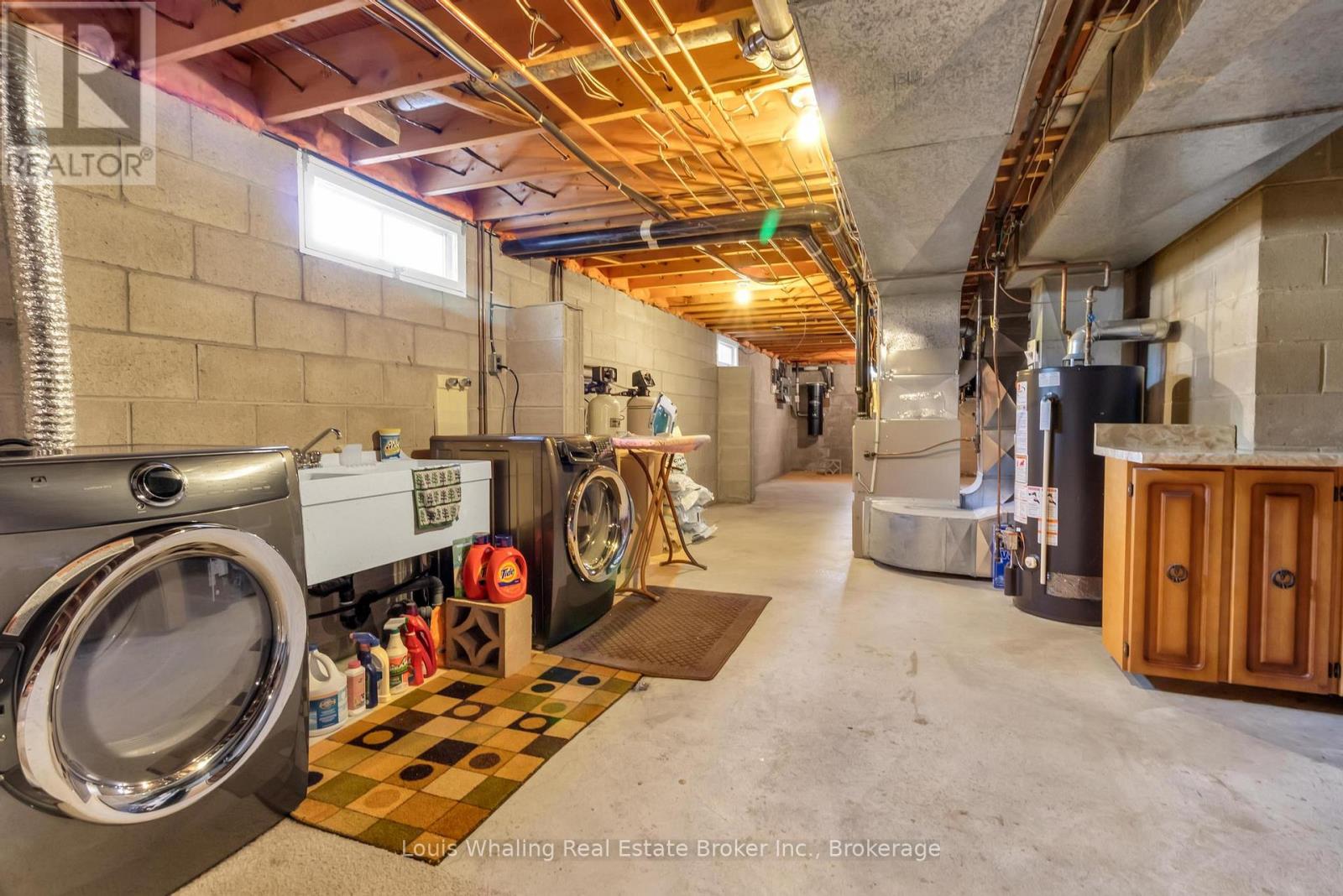 241 4th Avenue, Hanover, Ontario  N4N 2B6 - Photo 25 - X12931764