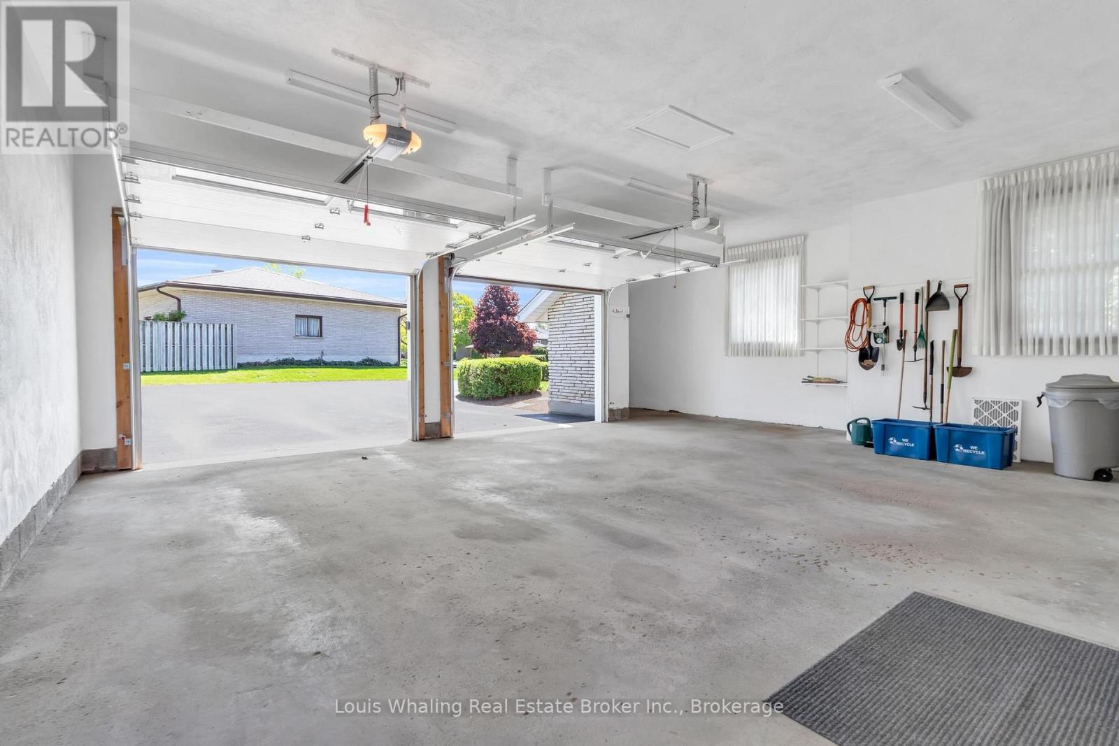 241 4th Avenue, Hanover, Ontario  N4N 2B6 - Photo 30 - X12931764