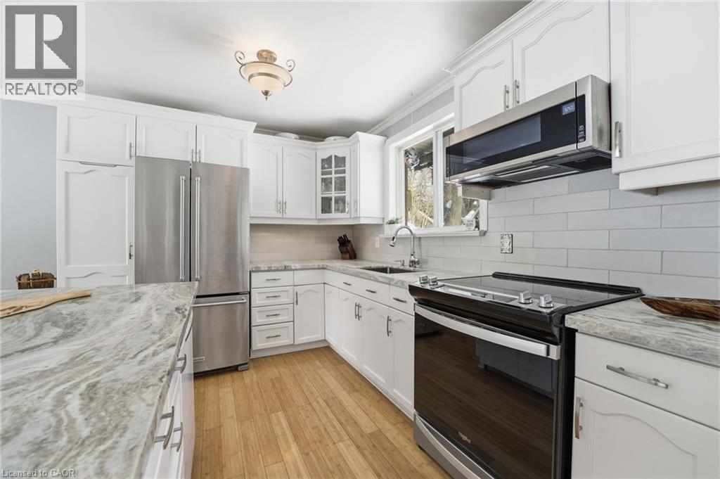 34 Carey Street, Waterdown, Ontario  L8B 0L5 - Photo 15 - 40801974