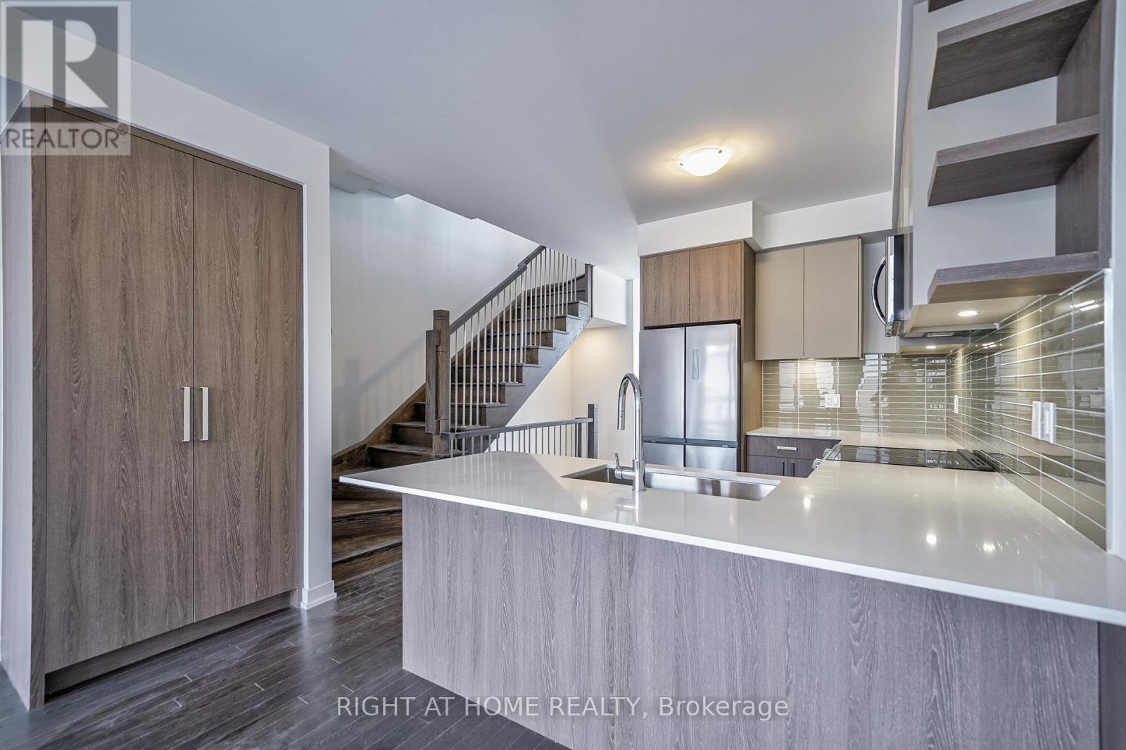 80 Green Gardens Boulevard, Toronto, Ontario  M6A 2M3 - Photo 10 - C12931780