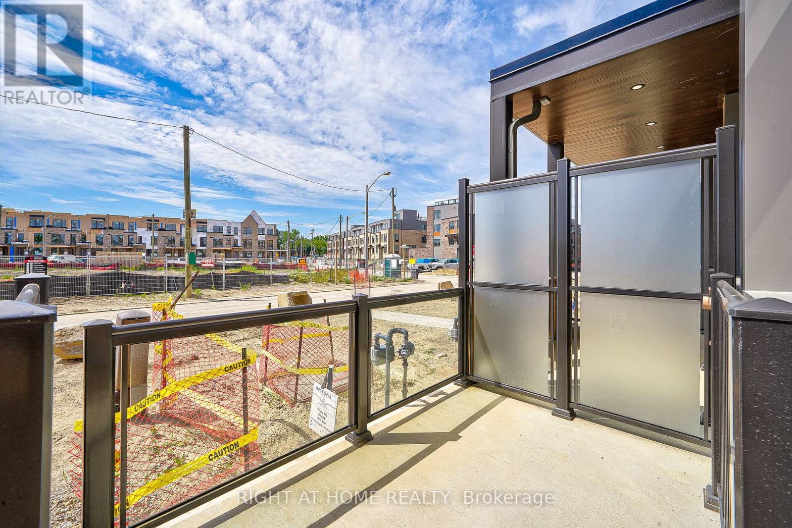 80 Green Gardens Boulevard, Toronto, Ontario  M6A 2M3 - Photo 2 - C12931780