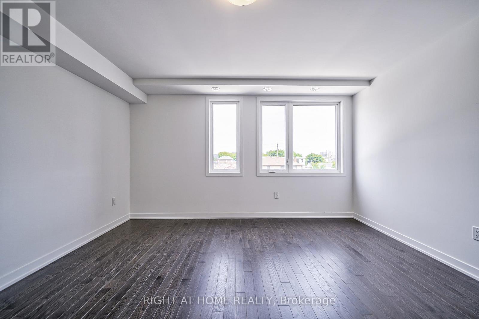 80 Green Gardens Boulevard, Toronto, Ontario  M6A 2M3 - Photo 23 - C12931780