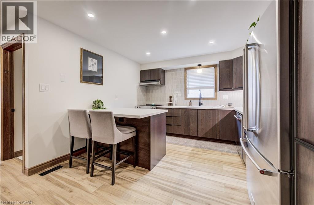 483 Dicenzo Drive, Hamilton, Ontario  L9B 2C4 - Photo 16 - 40815843