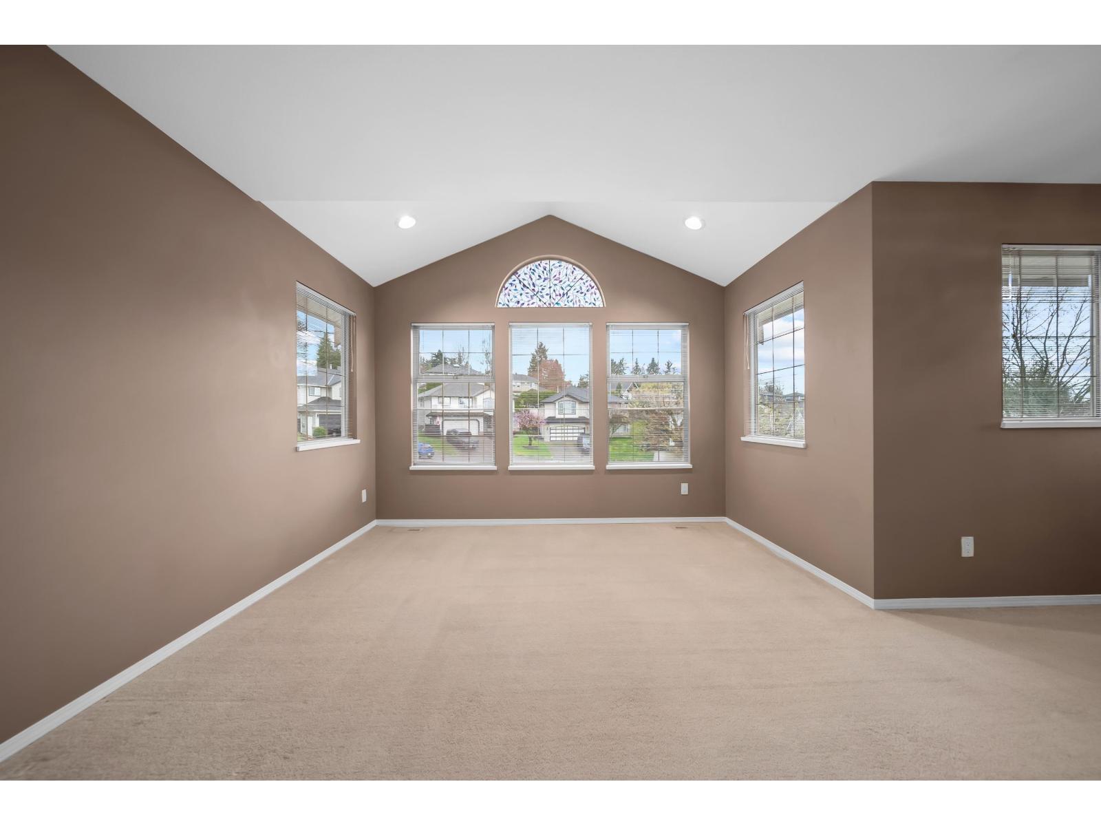 34495 Picton Place, Abbotsford, British Columbia  V2S 7H6 - Photo 14 - R3103732