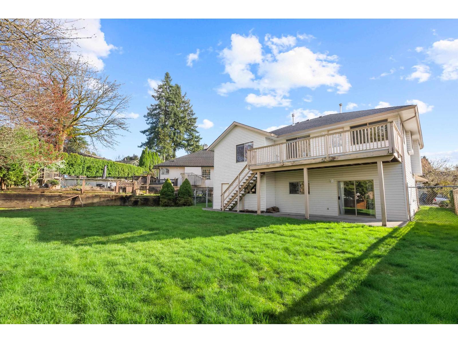 34495 Picton Place, Abbotsford, British Columbia  V2S 7H6 - Photo 10 - R3103732