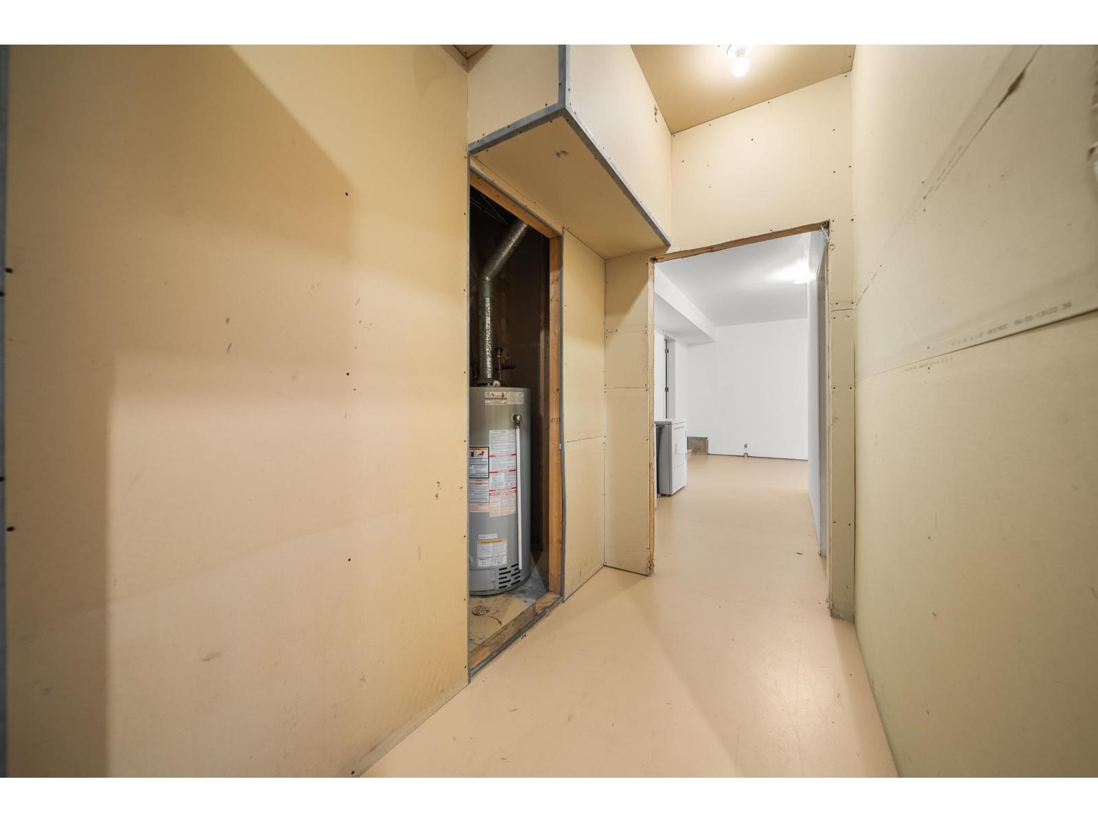 34495 Picton Place, Abbotsford, British Columbia  V2S 7H6 - Photo 36 - R3103732