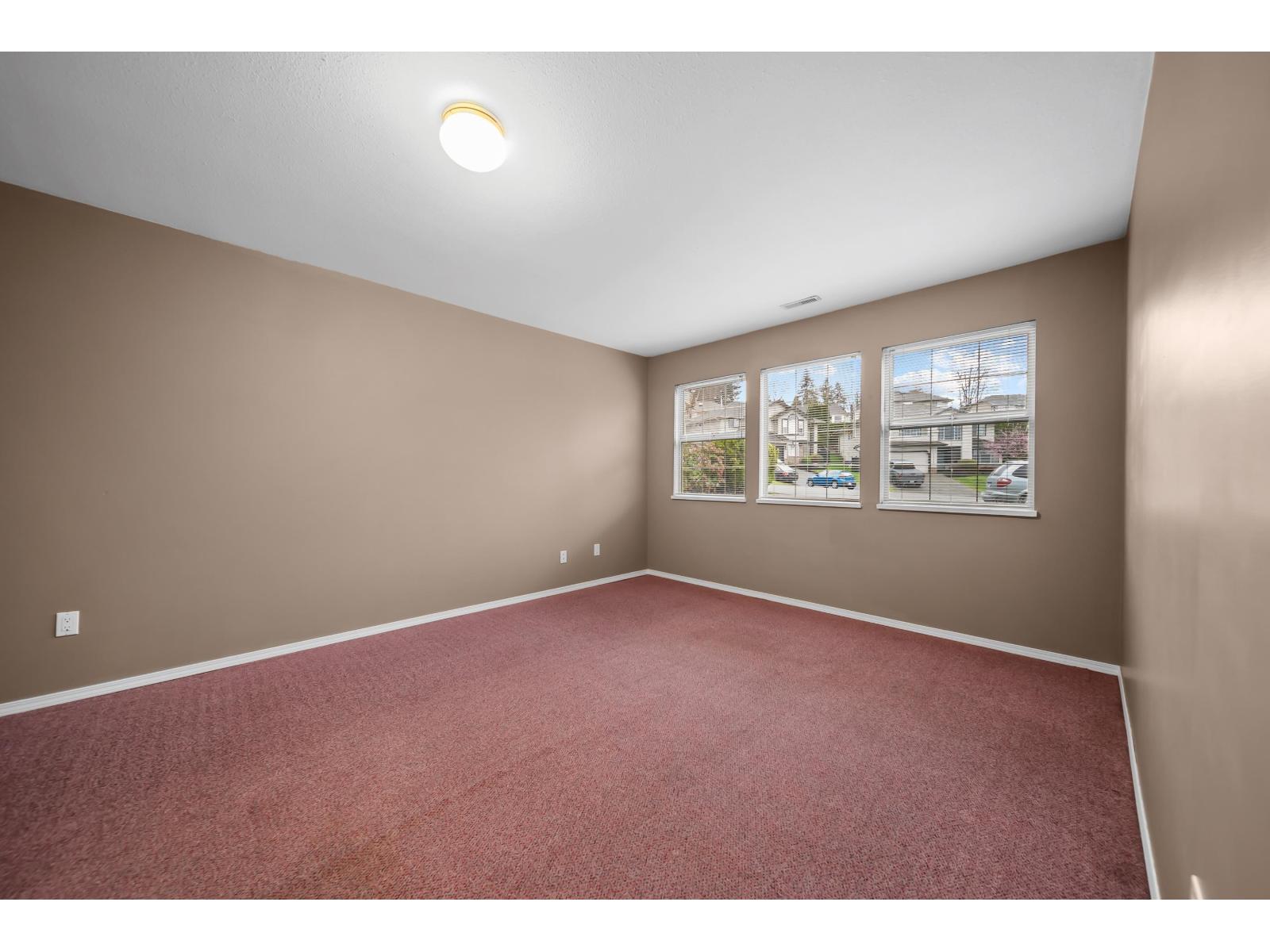 34495 Picton Place, Abbotsford, British Columbia  V2S 7H6 - Photo 33 - R3103732