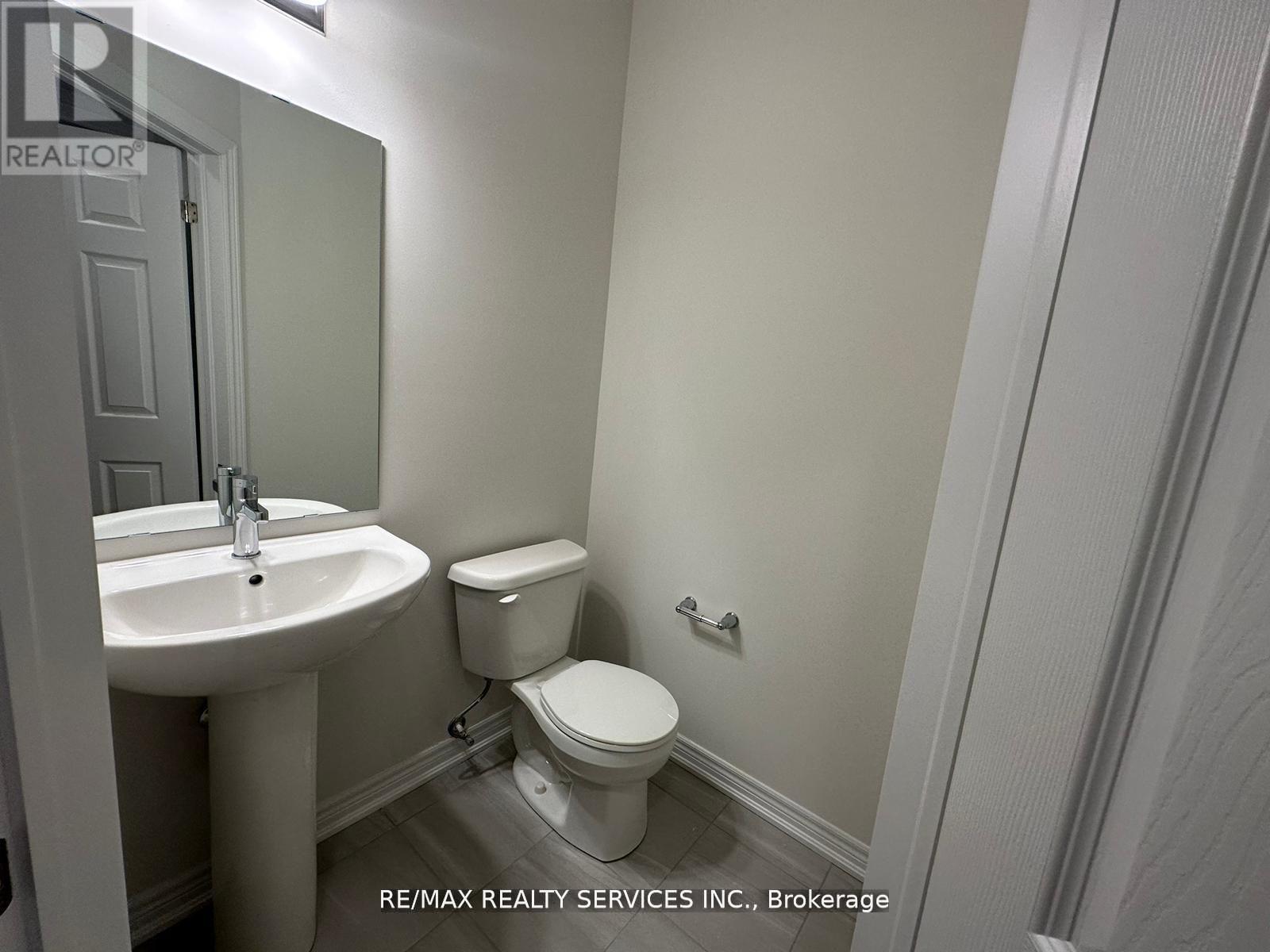 75 Air Dancer Crescent, Oshawa, Ontario  L1L 0V3 - Photo 18 - E12931756