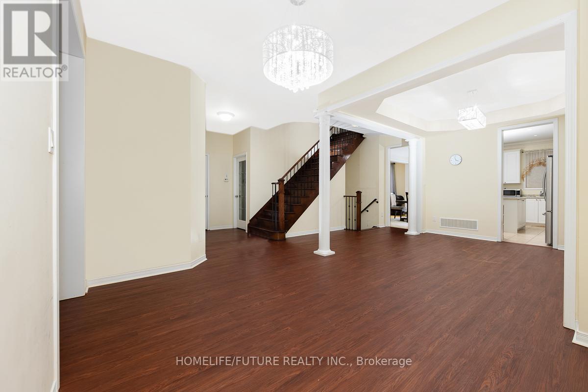 18 Stockell Crescent, Ajax, Ontario  L1T 0M5 - Photo 5 - E12931798