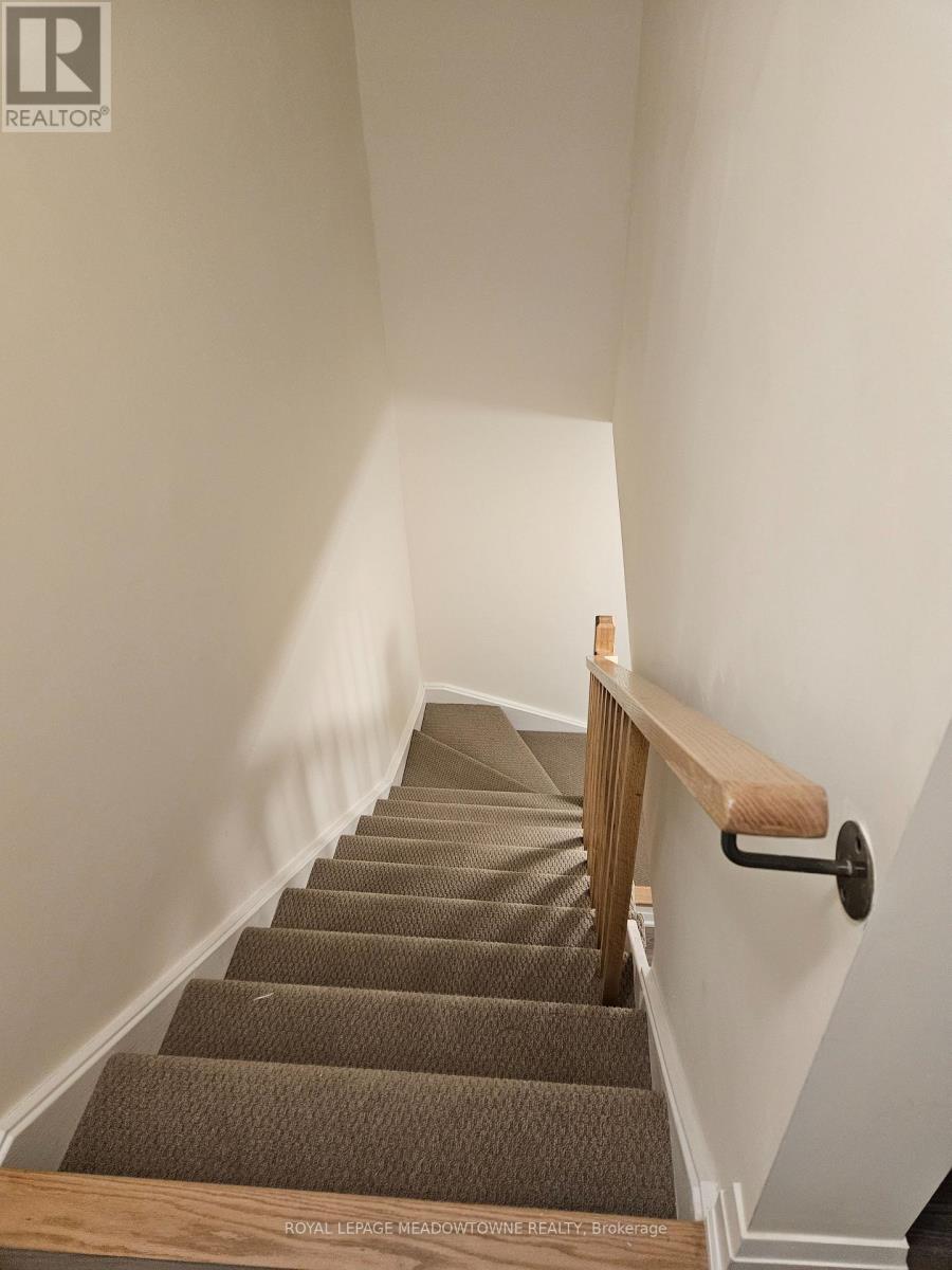 319 - 755 Omega Drive, Pickering, Ontario  L1V 0H1 - Photo 8 - E12931800