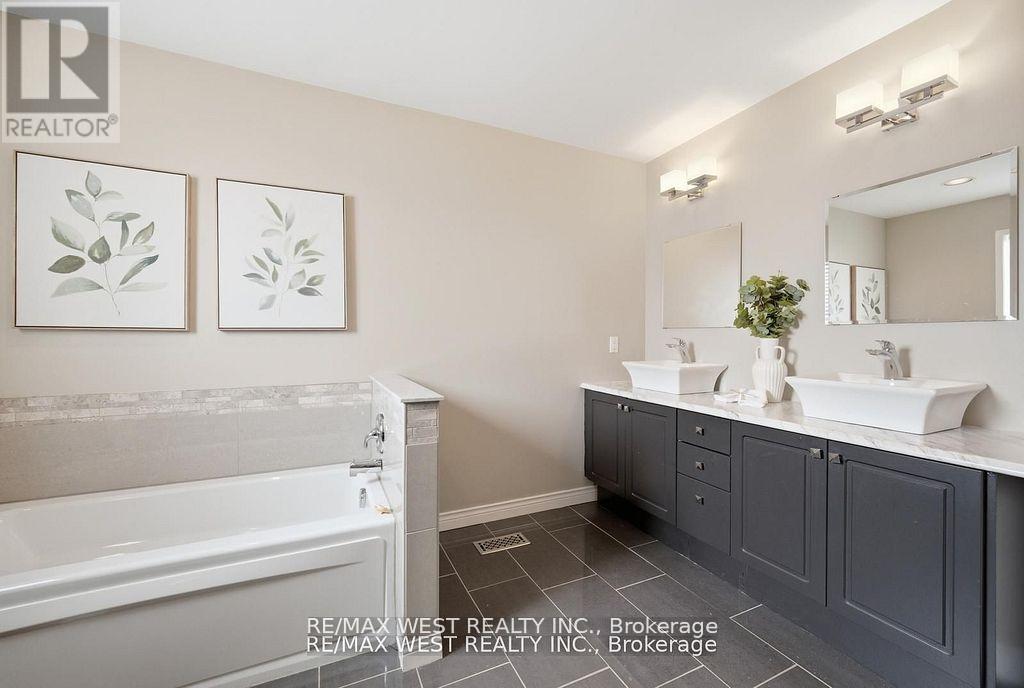 5 Smith Street, New Tecumseth, Ontario  L9R 1Z8 - Photo 28 - N12931740