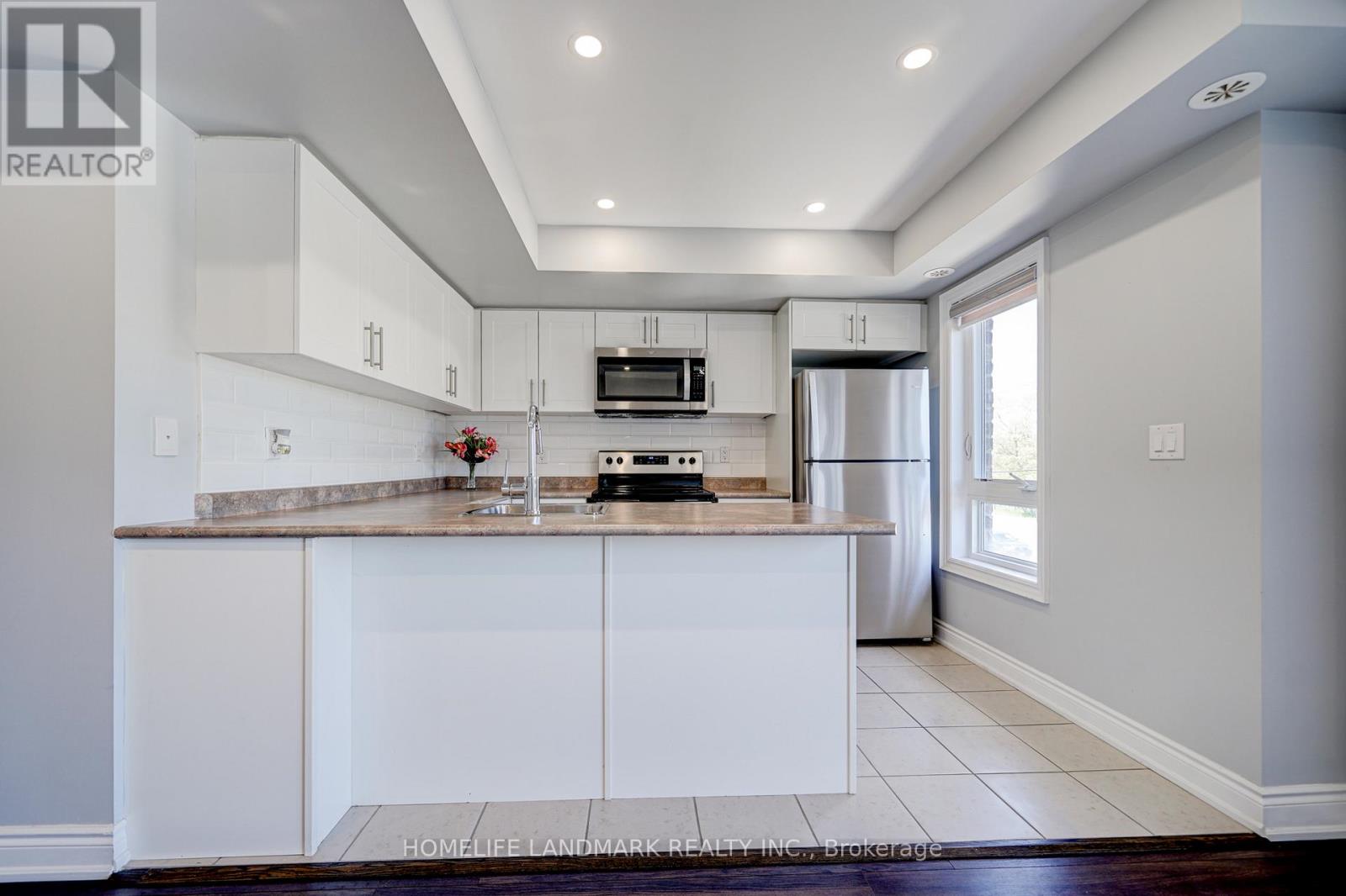 2213 - 10 Westmeath Lane N, Markham, Ontario  L6B 0A8 - Photo 16 - N12931750