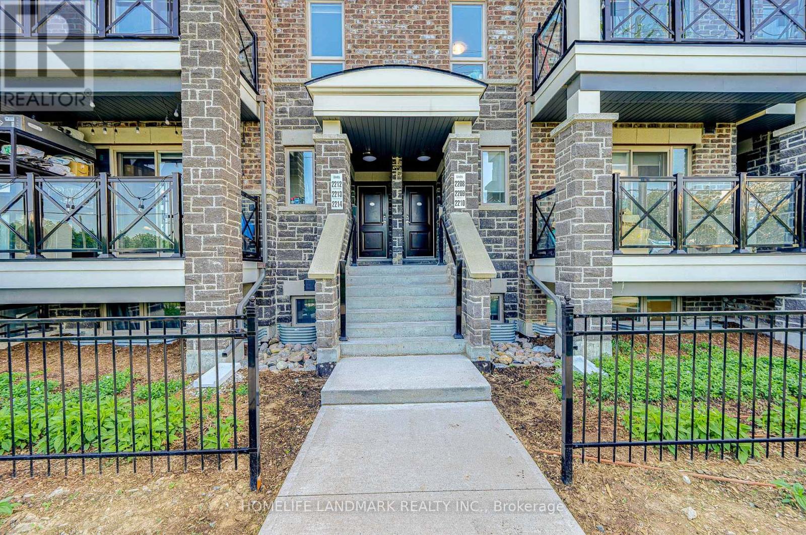 2213 - 10 Westmeath Lane N, Markham, Ontario  L6B 0A8 - Photo 2 - N12931750