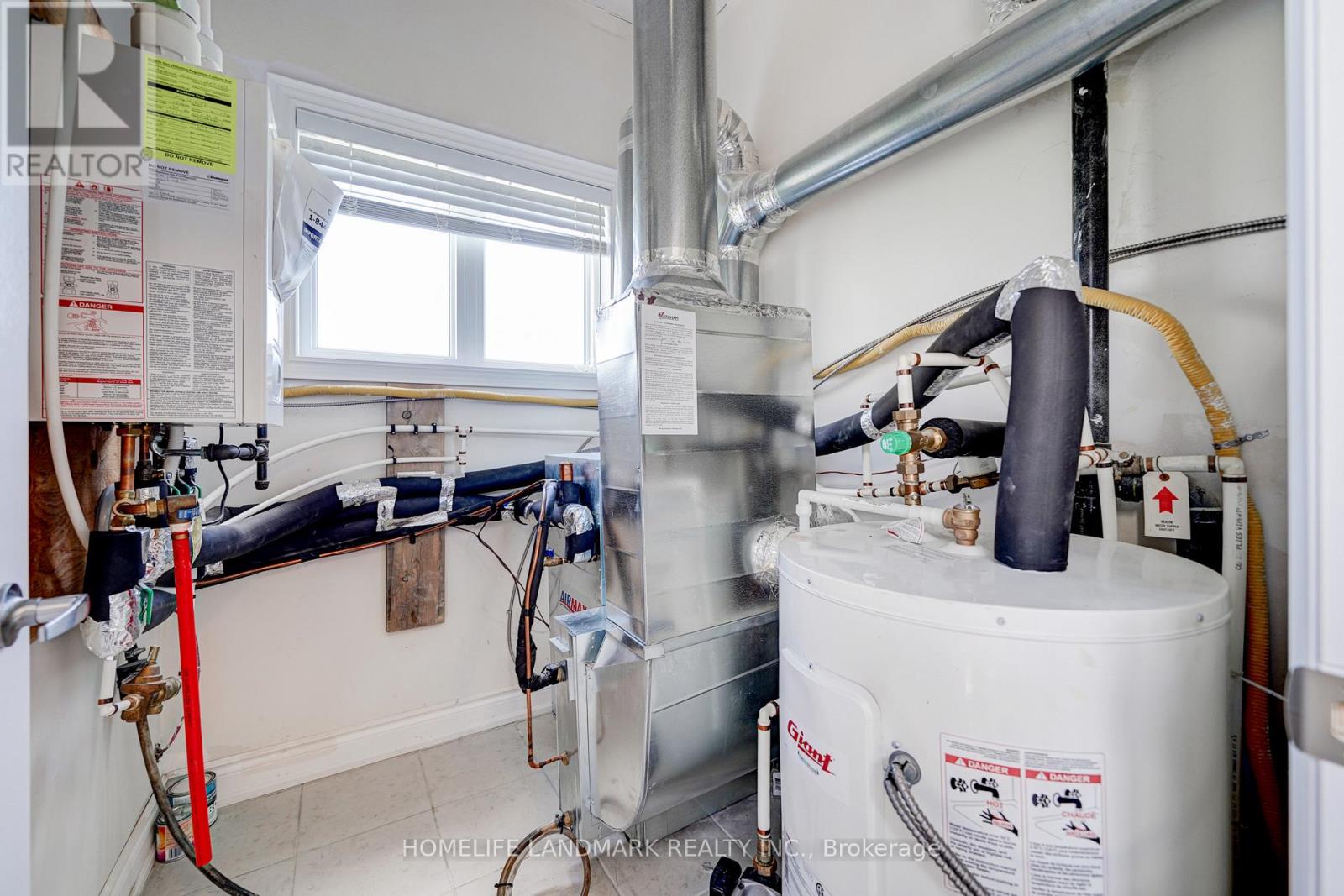 2213 - 10 Westmeath Lane N, Markham, Ontario  L6B 0A8 - Photo 42 - N12931750