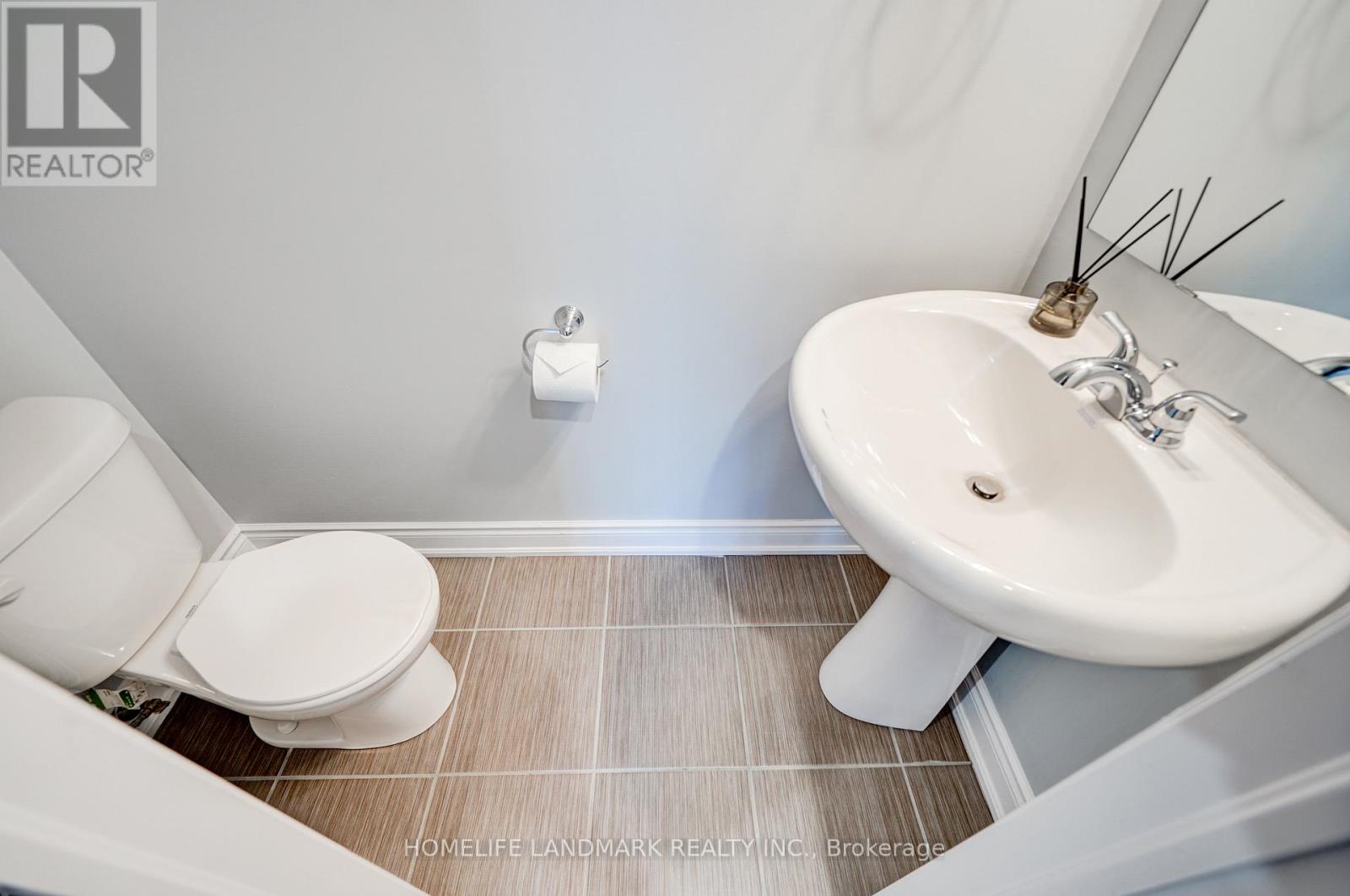 2213 - 10 Westmeath Lane N, Markham, Ontario  L6B 0A8 - Photo 9 - N12931750