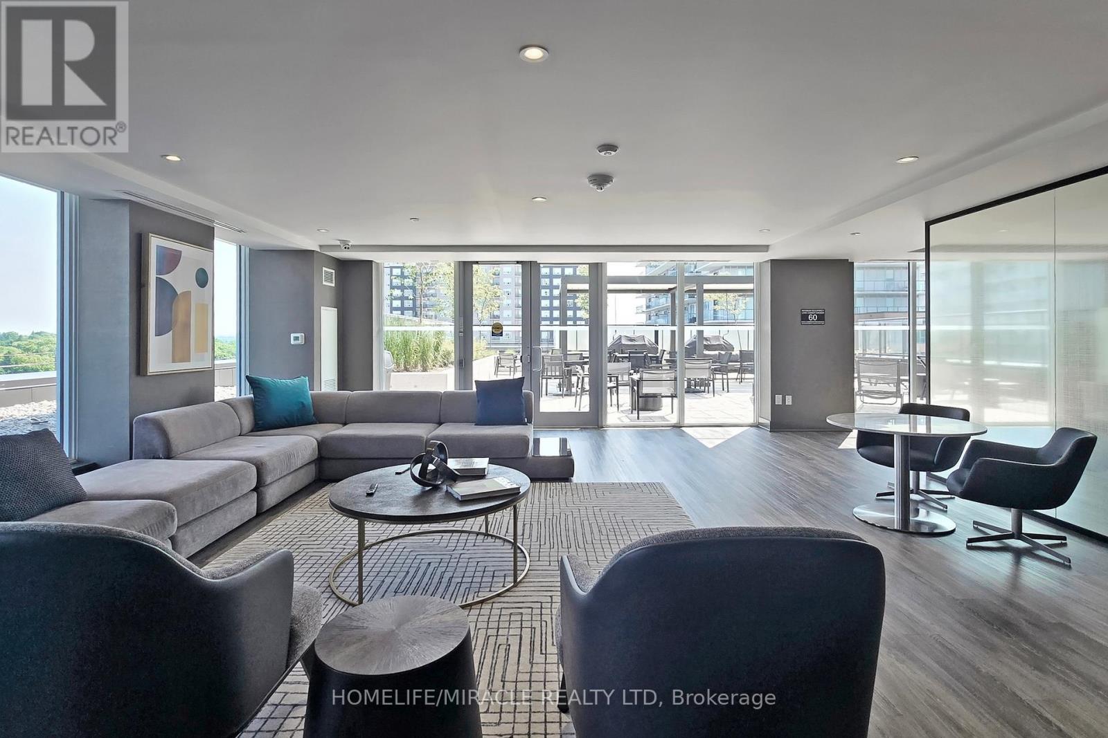 322 - 185 Deerfield Road, Newmarket, Ontario  L3Y 0G7 - Photo 31 - N12931772