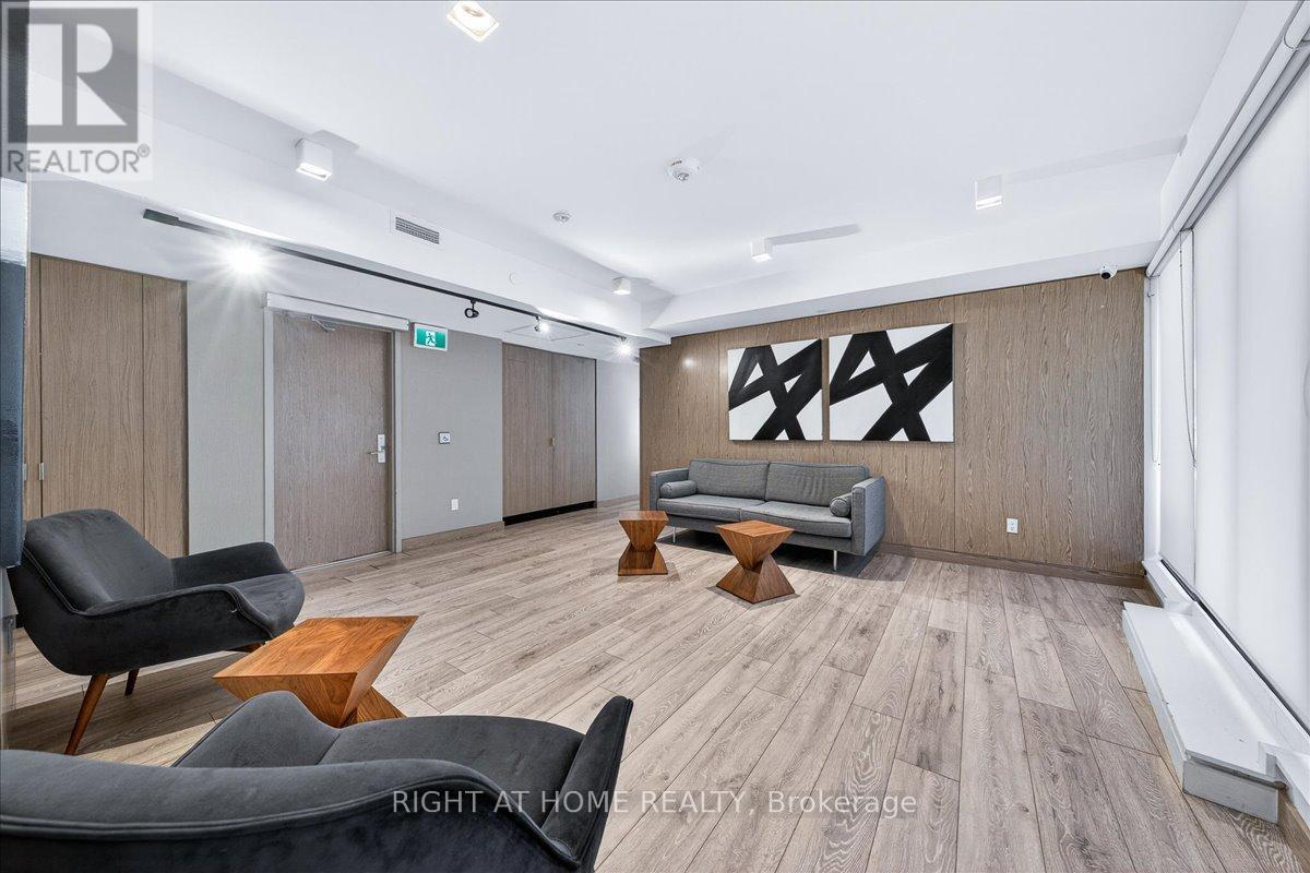 1907 - 215 Queen Street W, Toronto, Ontario  M5A 1S2 - Photo 23 - C12818736