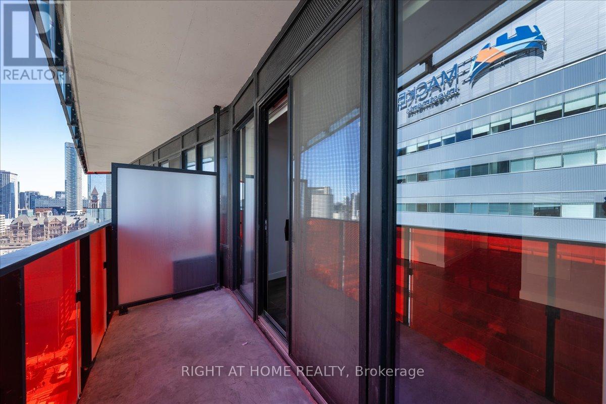 1907 - 215 Queen Street W, Toronto, Ontario  M5A 1S2 - Photo 19 - C12818736