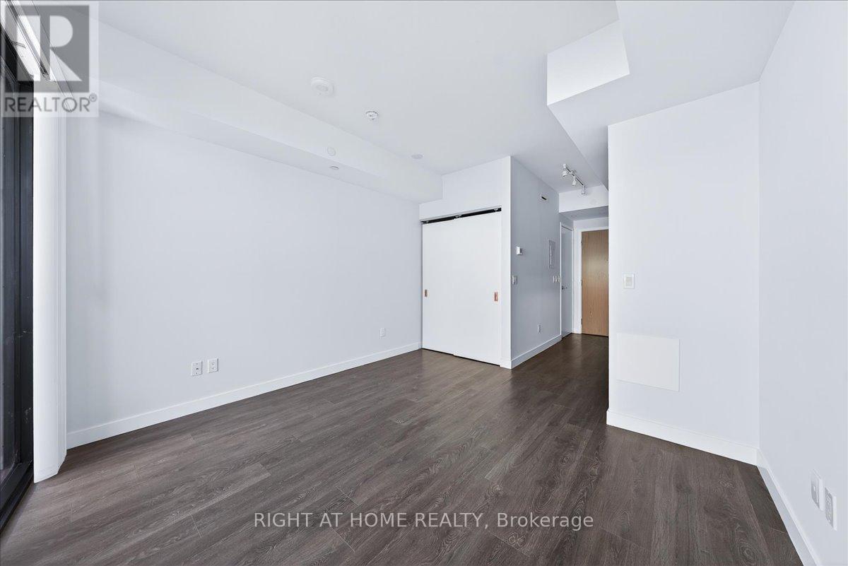 1907 - 215 Queen Street W, Toronto, Ontario  M5A 1S2 - Photo 13 - C12818736