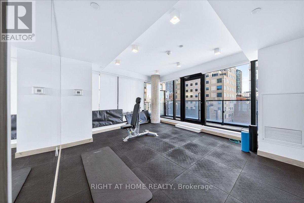 1907 - 215 Queen Street W, Toronto, Ontario  M5A 1S2 - Photo 21 - C12818736