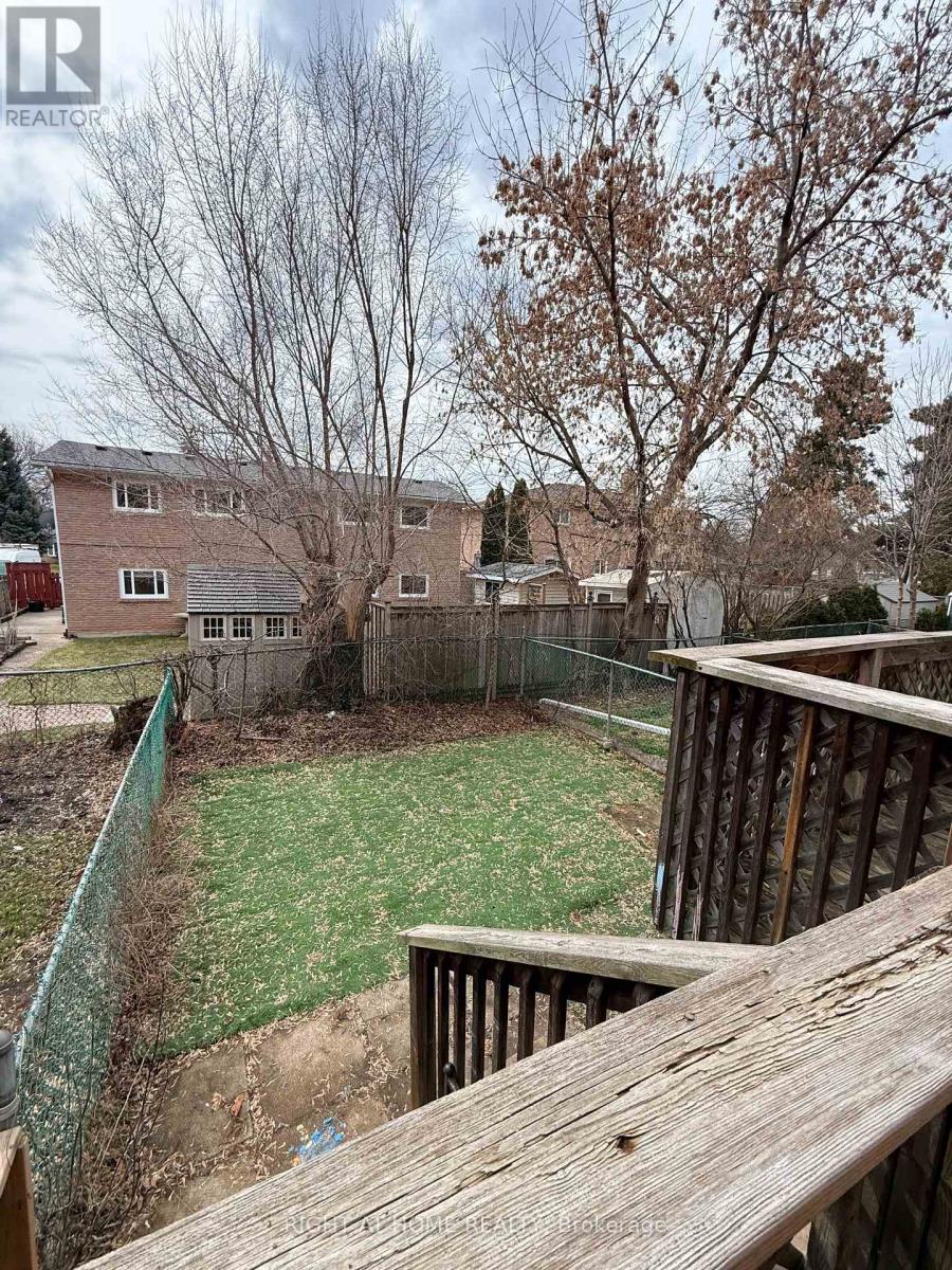 5473 Schueller Crescent, Burlington, Ontario  L7L 3T1 - Photo 20 - W12814126