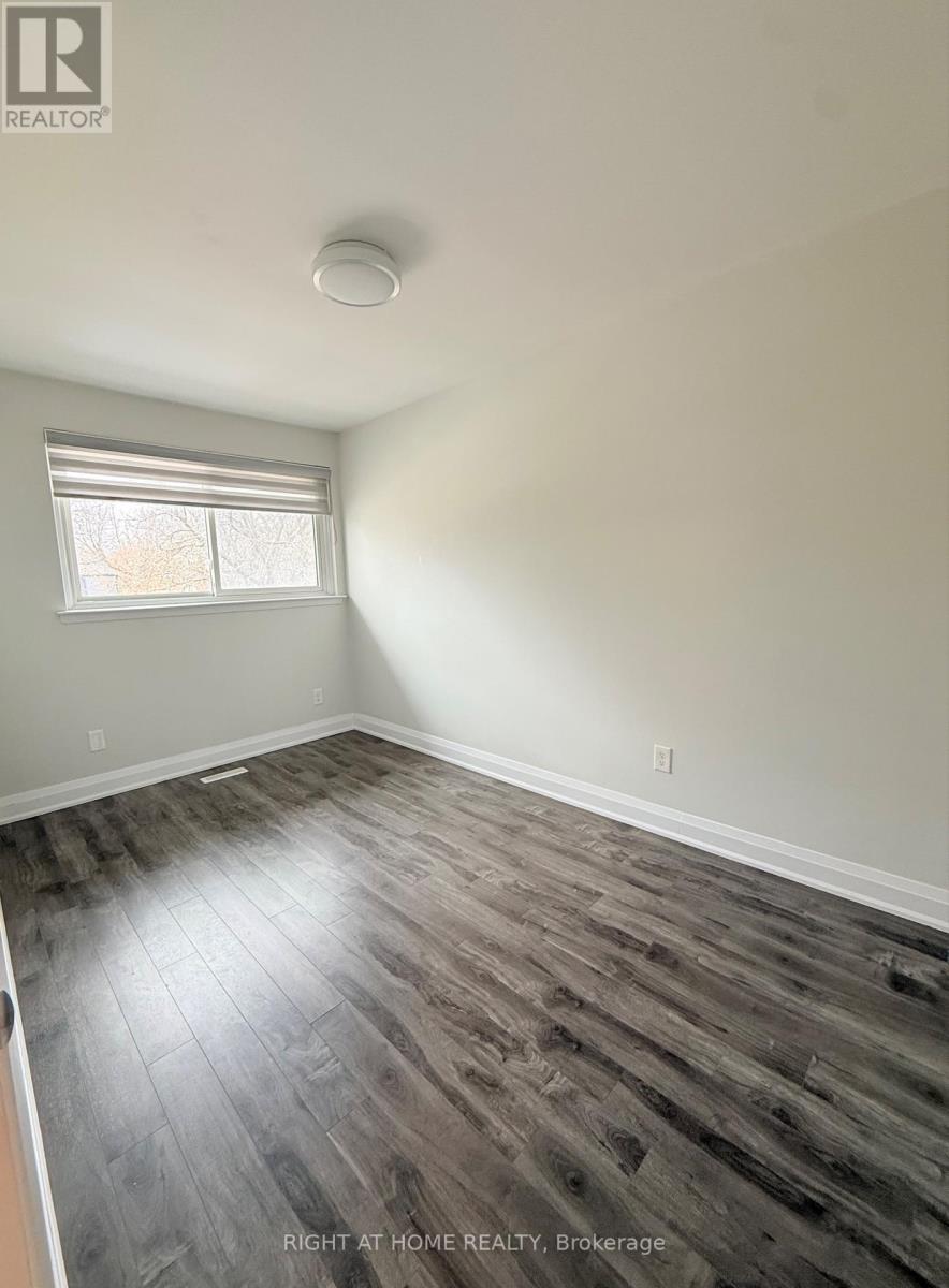 5473 Schueller Crescent, Burlington, Ontario  L7L 3T1 - Photo 14 - W12814126